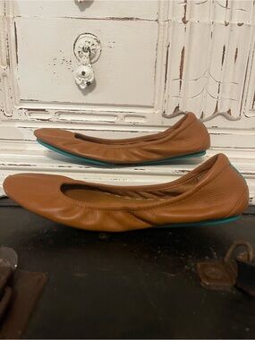Tieks Tan Leather Ballet Flats with Teal Accent Sole